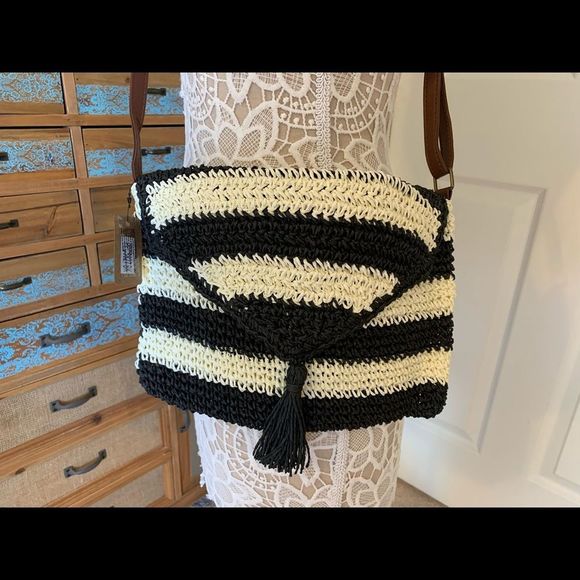 Striped Black/White Boho Straw Crossbody Bag - Picture 8 of 9